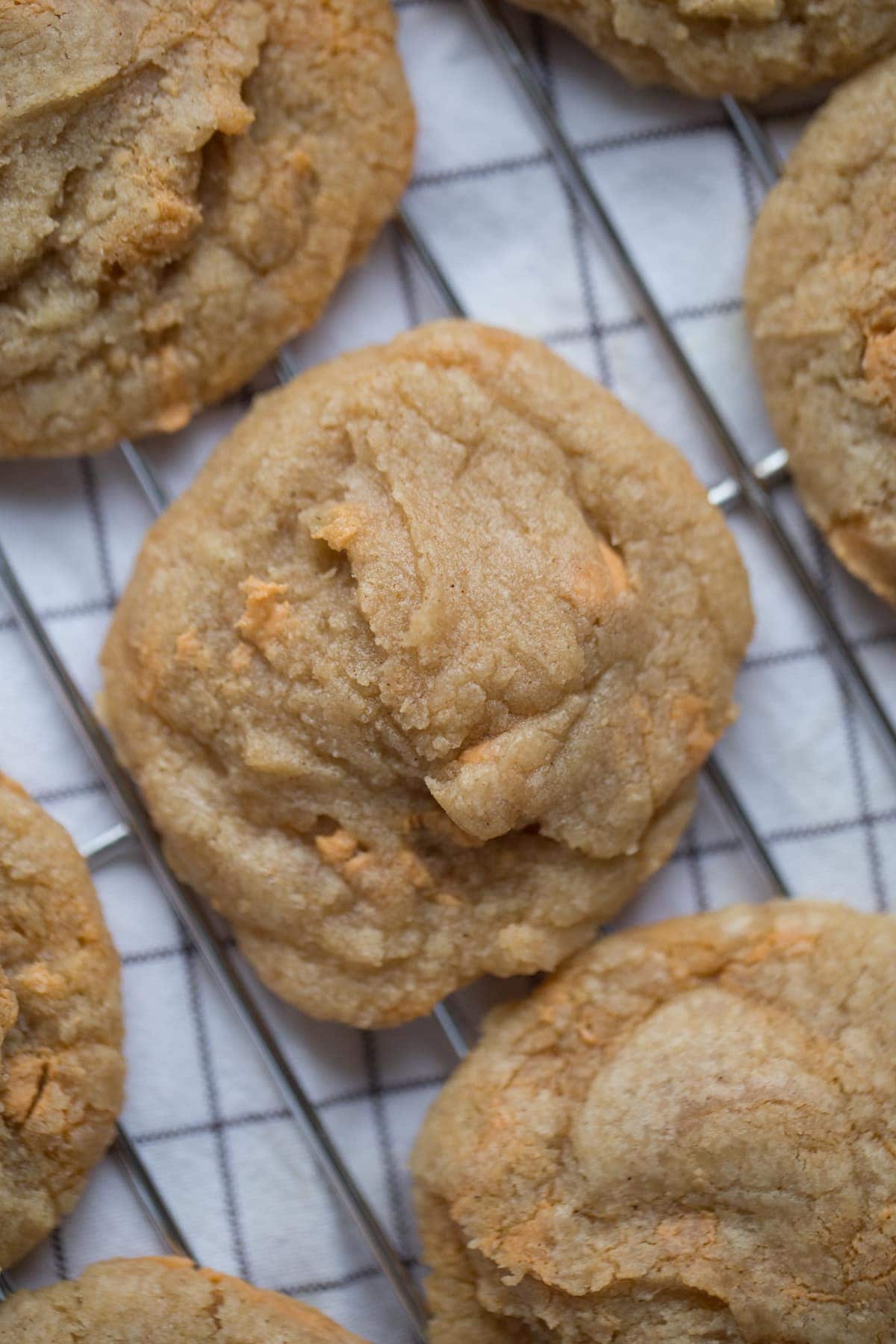 close up of butterscotch cookie on a cooling wrack