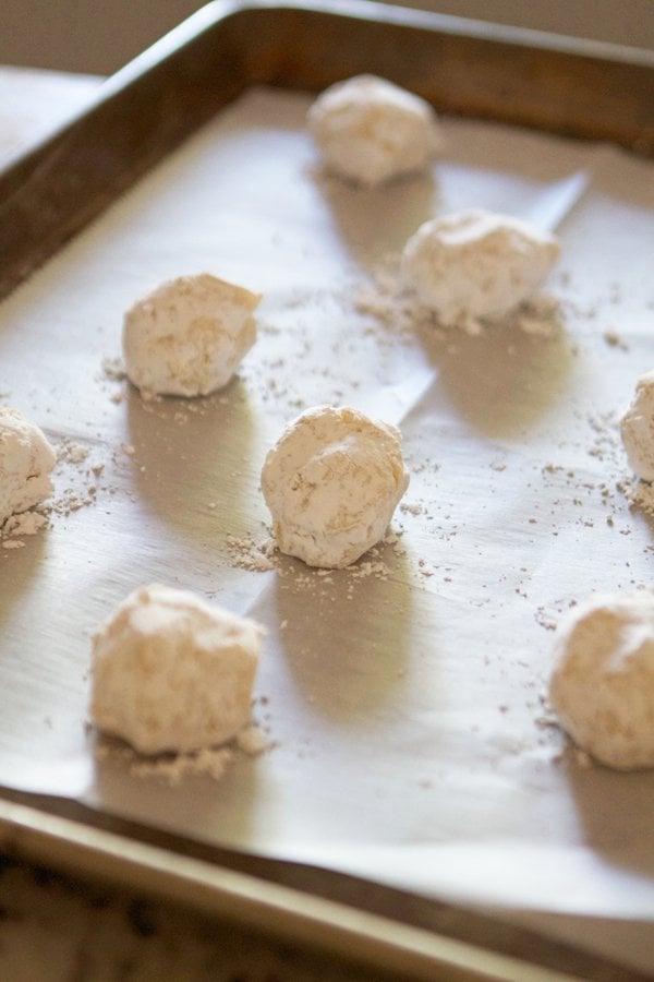 Lemon Cookies rolled in powdered sugar
