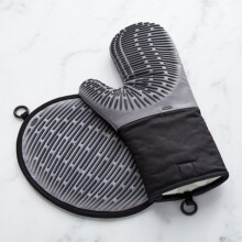OXO Silicone Oven Mitt and Pot Holder