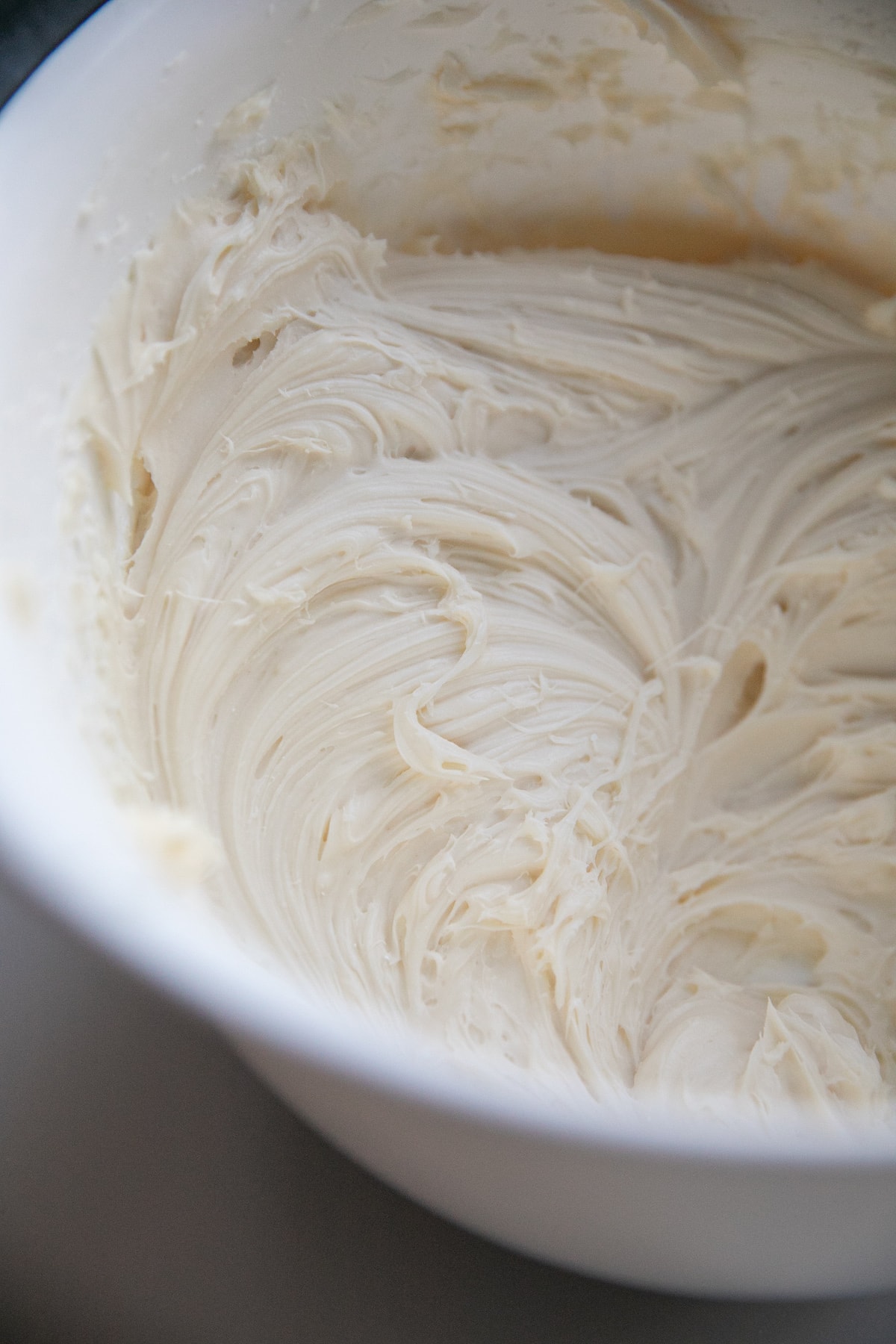 cream cheese frosting in bowl